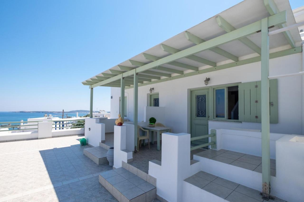 Lorenzo Studios&Suites Paros Naousa  Exterior foto