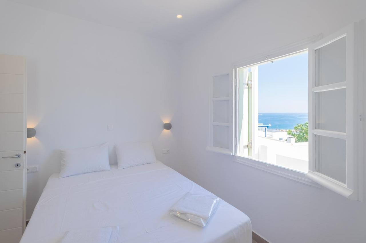 Lorenzo Studios&Suites Paros Naousa  Exterior foto