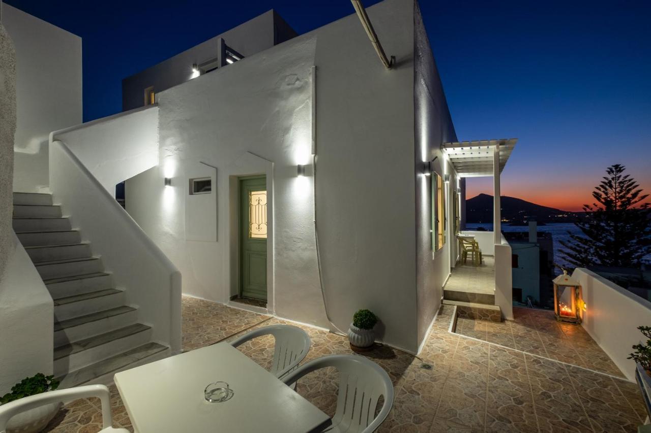 Lorenzo Studios&Suites Paros Naousa  Exterior foto